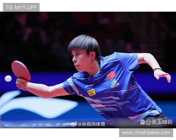 世界杯美女主播在赛场上的精彩表现,带你感受她们的专业与魅力 世界杯美女主播在赛场上的精彩表现,带你感受她们的专业与魅力